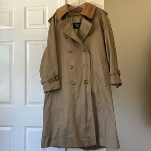 Burberry Men’s wool trench coat